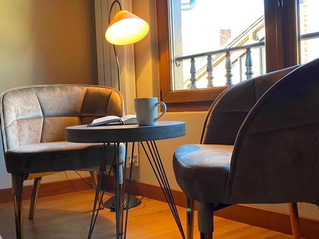Picos De Europa Suites And Rooms Turieno Bagian luar foto