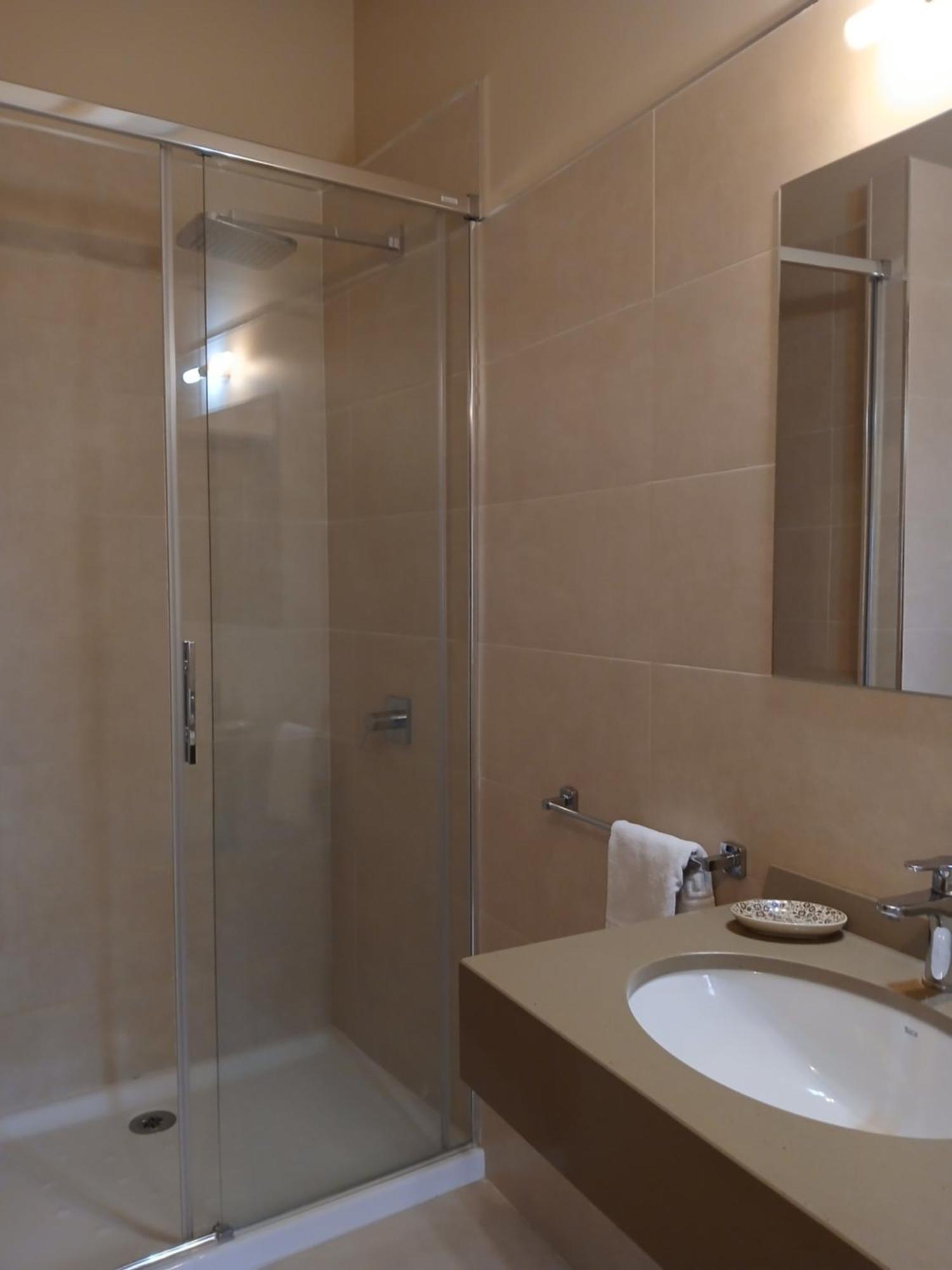 Picos De Europa Suites And Rooms Turieno Bagian luar foto