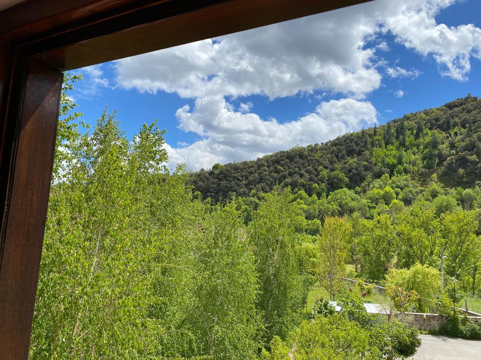 Picos De Europa Suites And Rooms Turieno Bagian luar foto